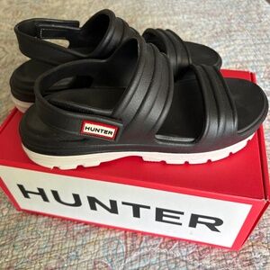 Hunter Sandals